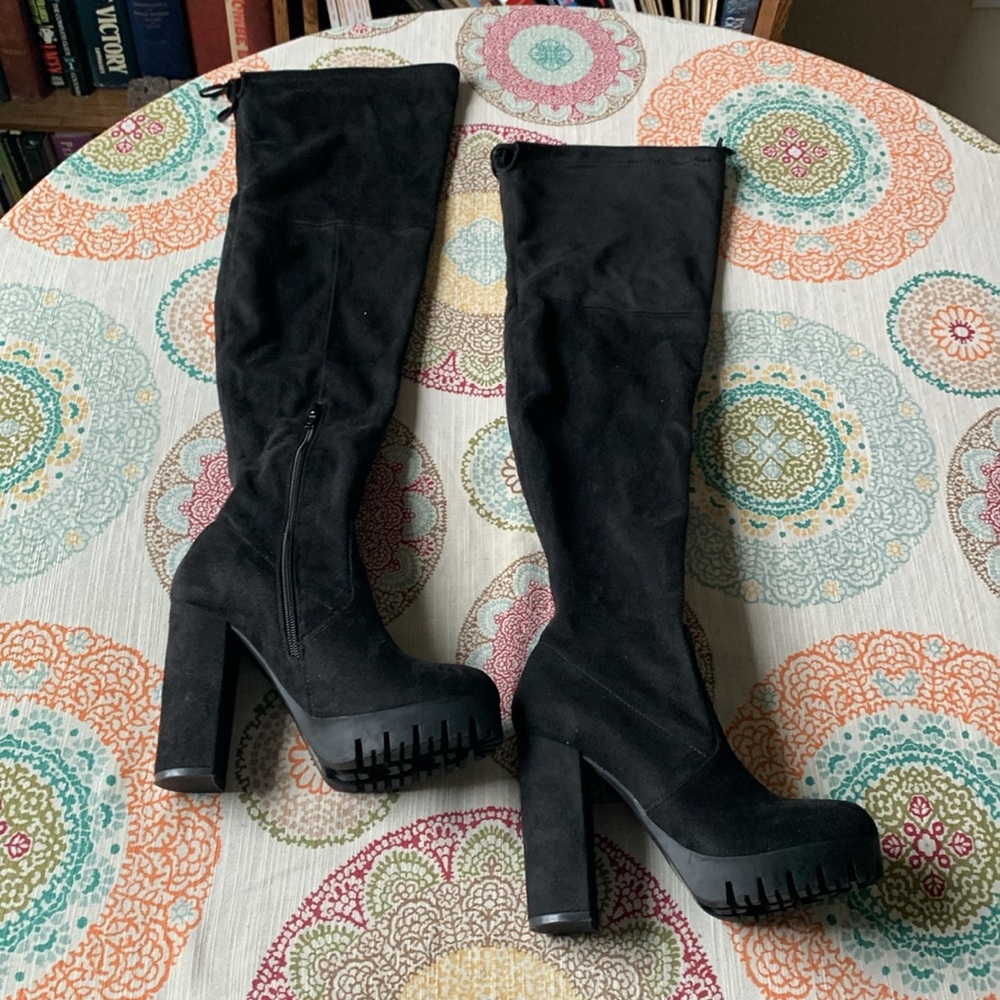 Wild Diva Veronica-47 Elegant Faux Suede Black Over-the-Knee Boots 7